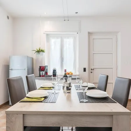 Casa Stefi N1