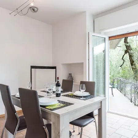 Апартаменты Casa Stefi N1 Мальчезине