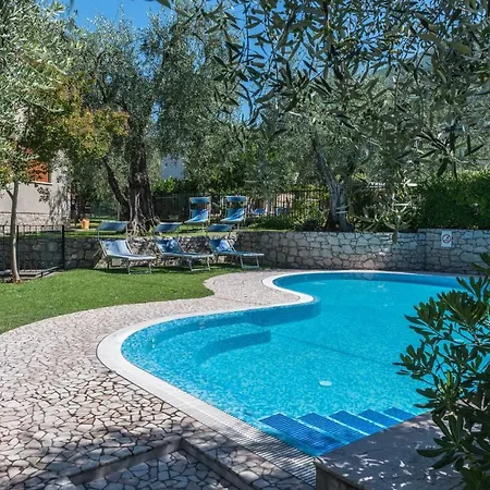 Casa Stefi N1 *