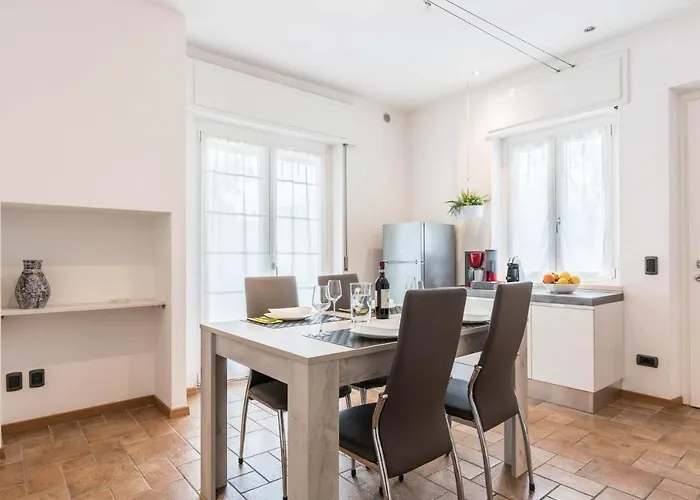 Casa Stefi N1 *