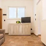 Apartamento Casa Stefi N1 *